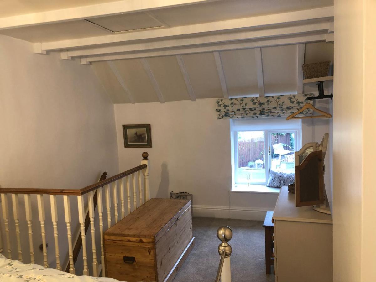 Hill Cottage, Thornton-Le-Dale Торнтон-Дейл Екстер'єр фото